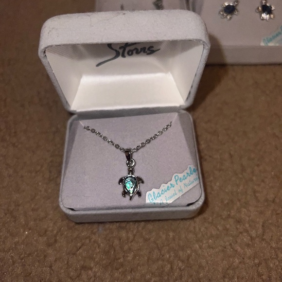 A.T Storrs glacier pearl turtle jewelry - Picture 2 of 4